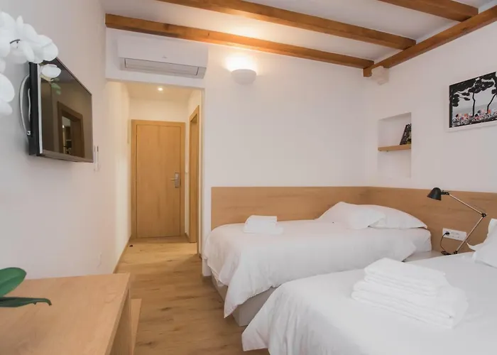 Kala Гостевой дом Шибеник